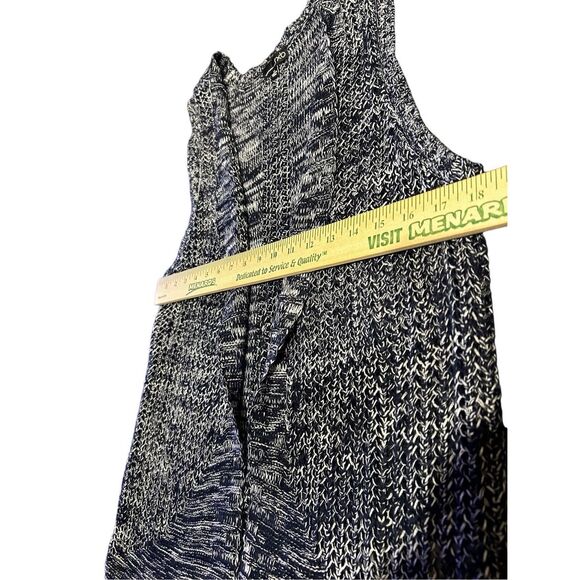 RXB Women’s Size M Blue Knit Sleeveless Vest Knit Cardigan - Picture 9 of 12